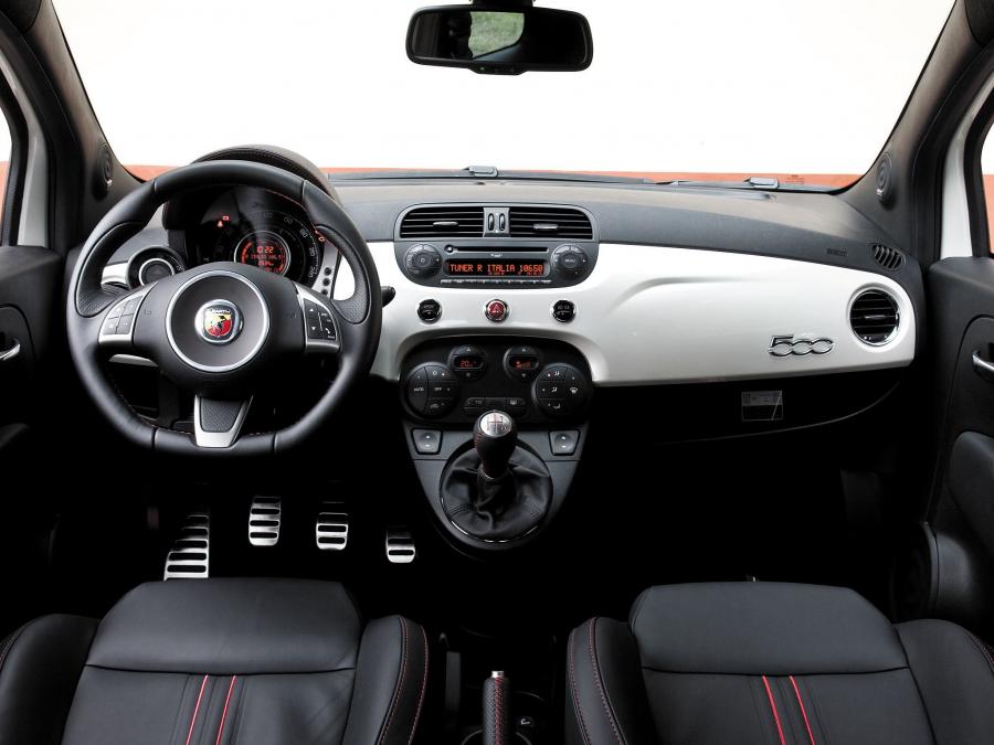 Торпедо Abarth 500 2008 года  (WW) (фото 41 из 51)